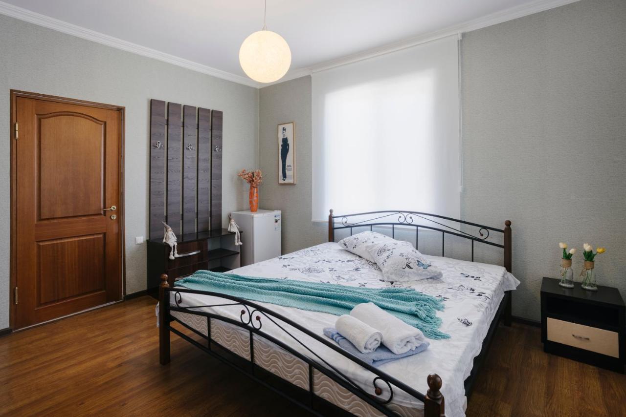 Marcos Hotel Tbilisi Buitenkant foto