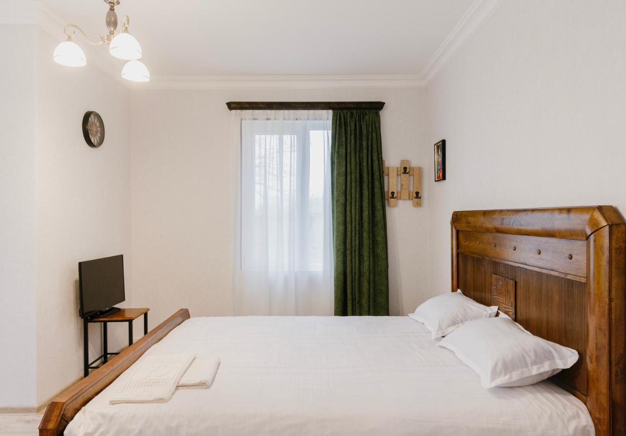 Marcos Hotel Tbilisi Buitenkant foto