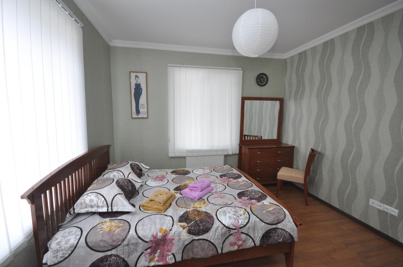 Marcos Hotel Tbilisi Buitenkant foto