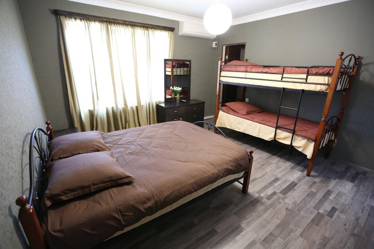 Marcos Hotel Tbilisi Buitenkant foto